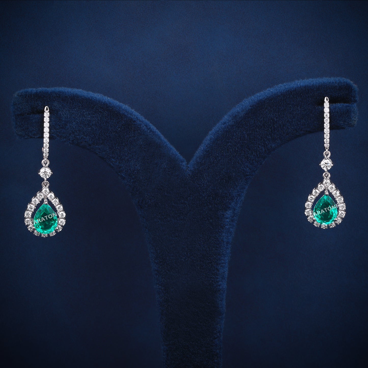 14KT Gold Lab-grown Diamond VVS Clarity Pear-Shaped Drop Earrings