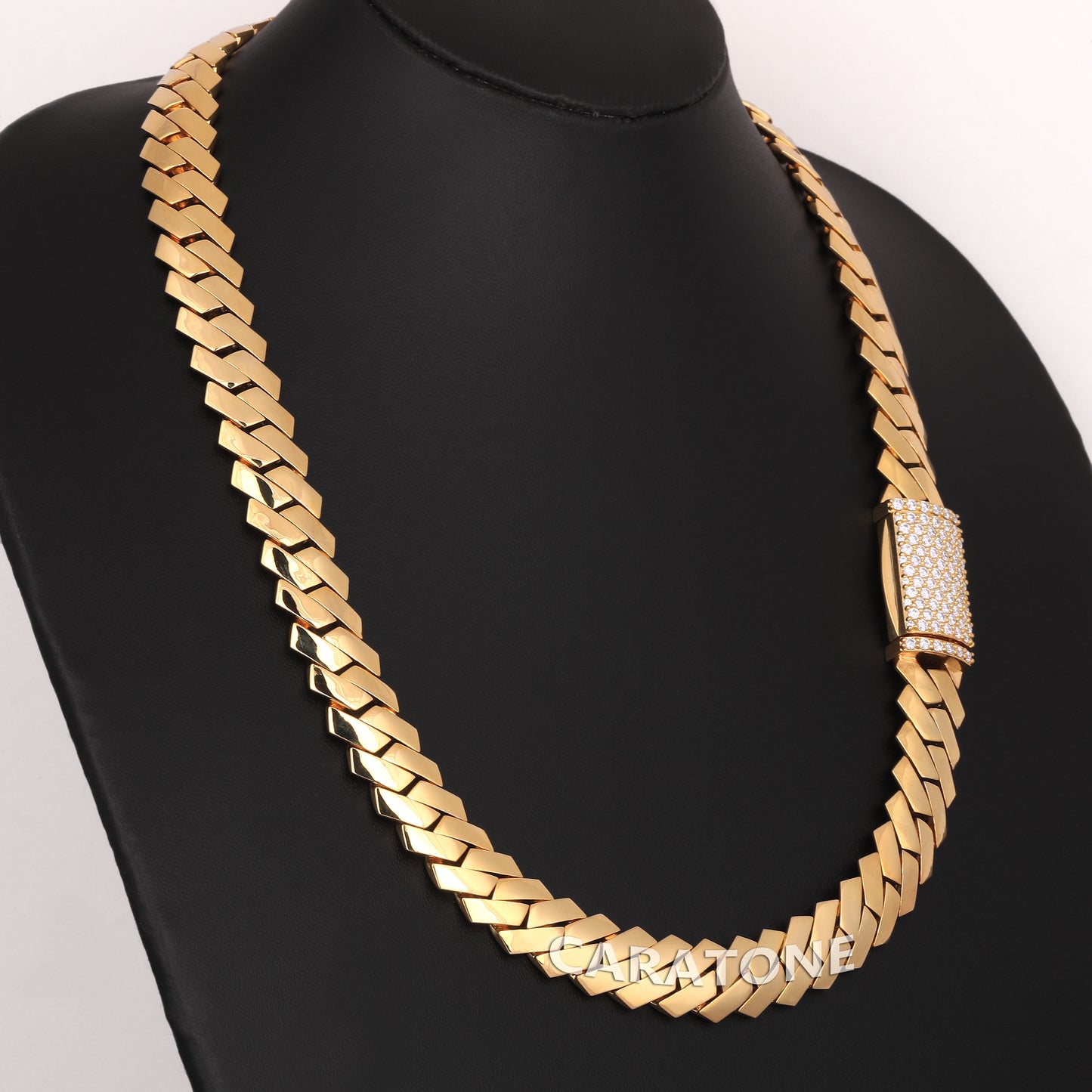 Stylish cuban chain for men vvs clarity