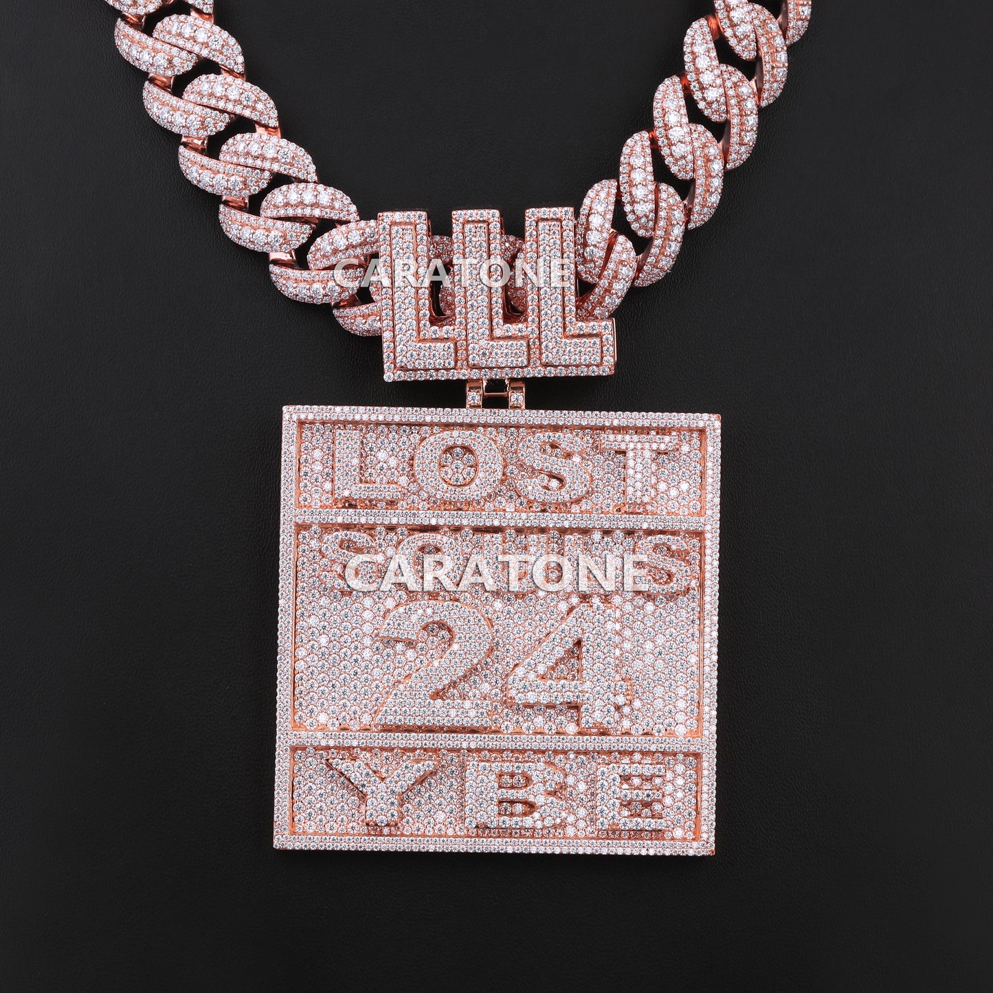 925 Sterling Silver With Lab Diamond Chain And Pendant