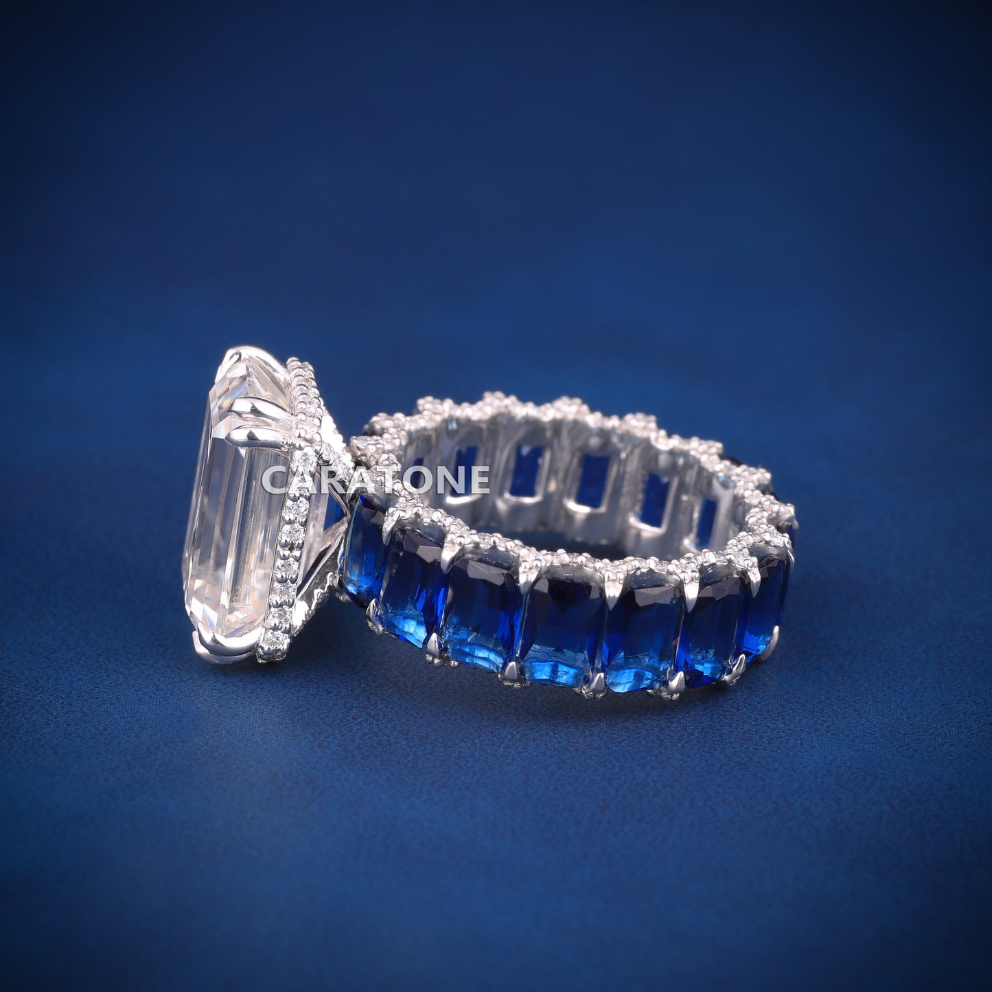 Wedding Engagement Vvs Solitaire Diamond Ring with blue side stones