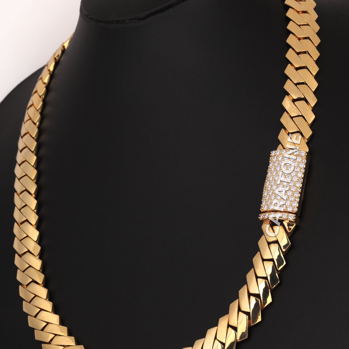 Stylish cuban chain for men vvs clarity