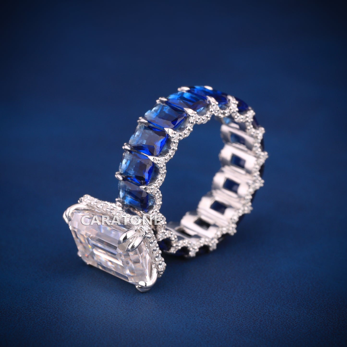 Wedding Engagement Vvs Solitaire Diamond Ring with blue side stones