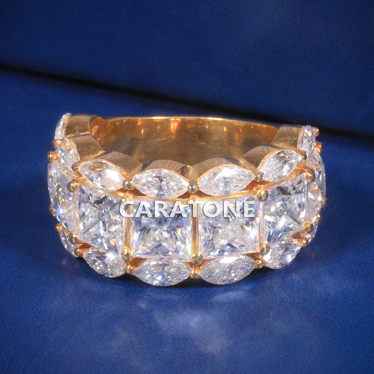 Premium Yellow Gold Statement Ring with Brilliant Diamond Setting