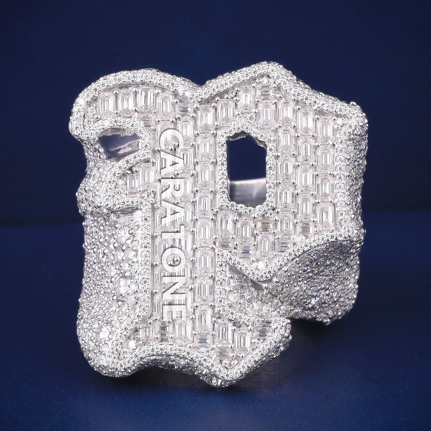 Customise hip hop p letter baguette and round diamond ring d vvs clarity