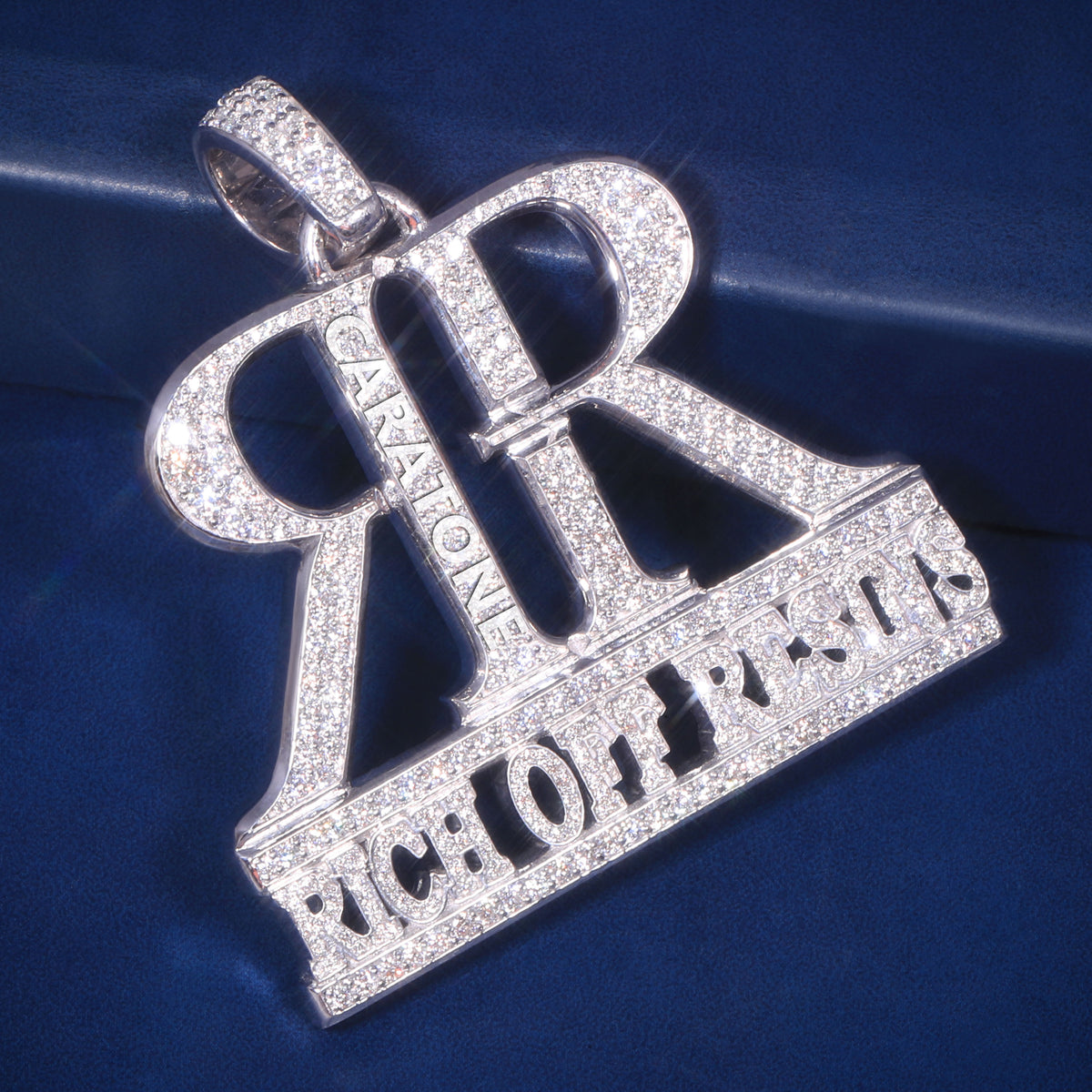 Custom Iced Out Rich Off Resids Hip Hop Pendant with Lab Grown Diamonds