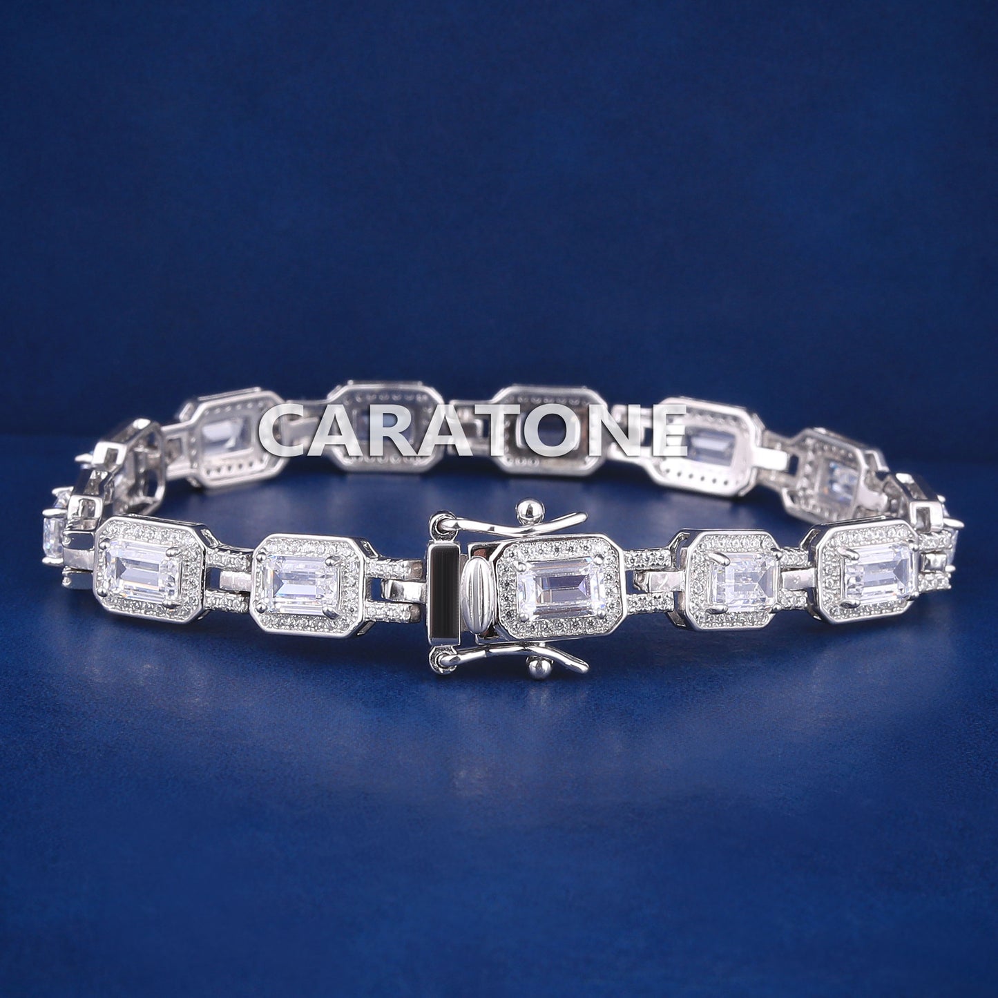 Unisex Iced Out VVS Diamond Emerald & Round Halo Tennis Bracelet in 925 Silver Custom Hiphop Bracelets