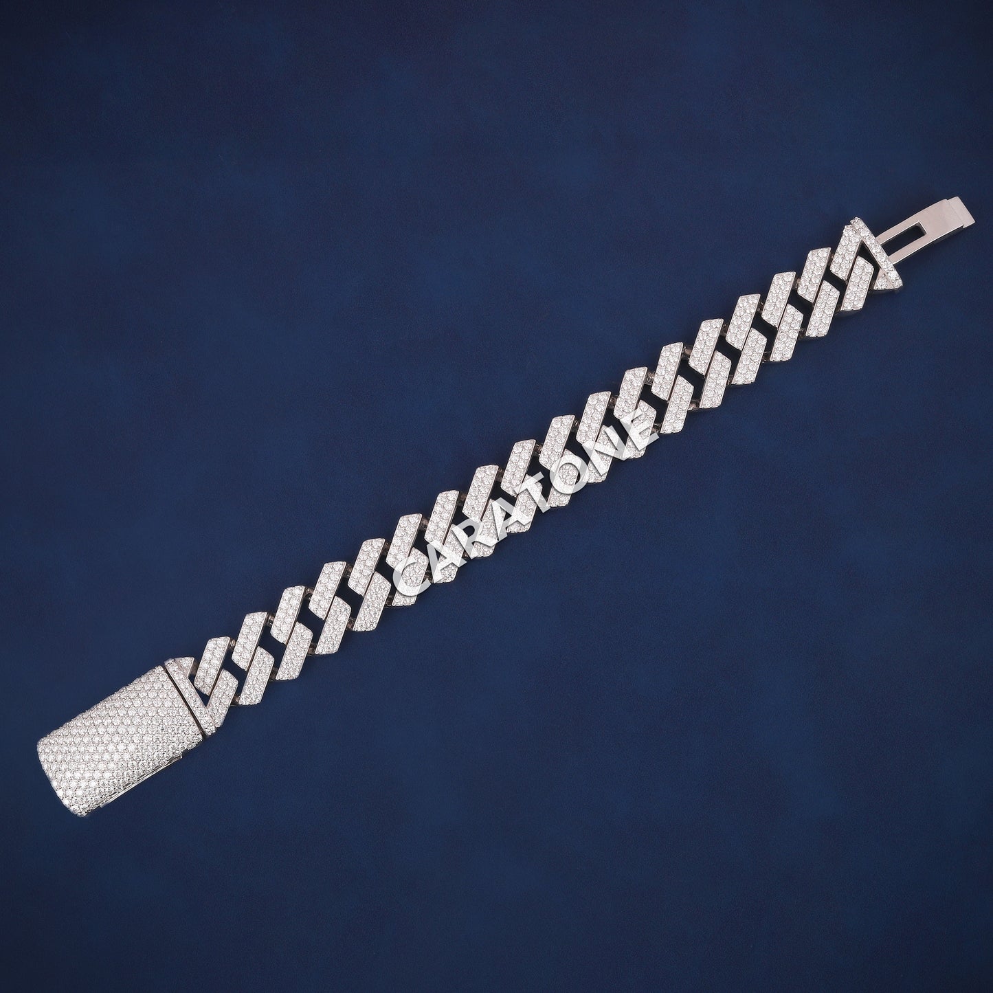 8 Inch 18mm Customized Sterling Silver Iced Out VVS Miami Cuban Link Bracelet for Mens Hip Hop Collection