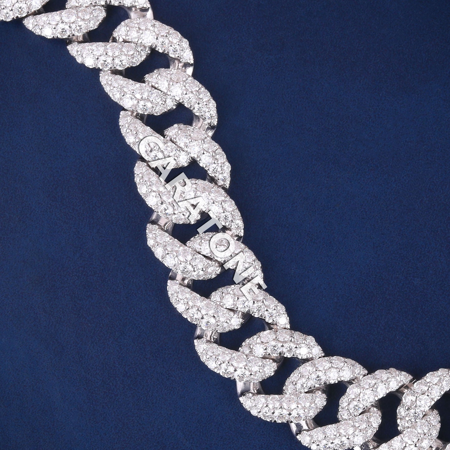 Luxury Iced Out Diamond VVS Bracelets for Mens with Customized Real Diamond Fish Lock Silver Cuban Link Chain Bracelets