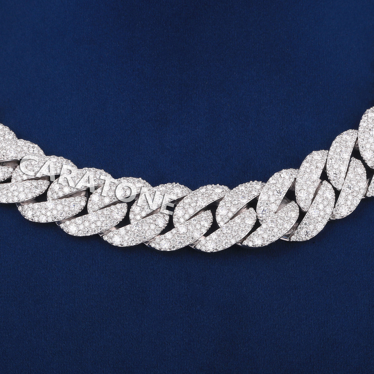 18 Inch 18 MM Custom Diamond-Style Miami Cuban Chain White Gold Finish High-Shine Luxury Look