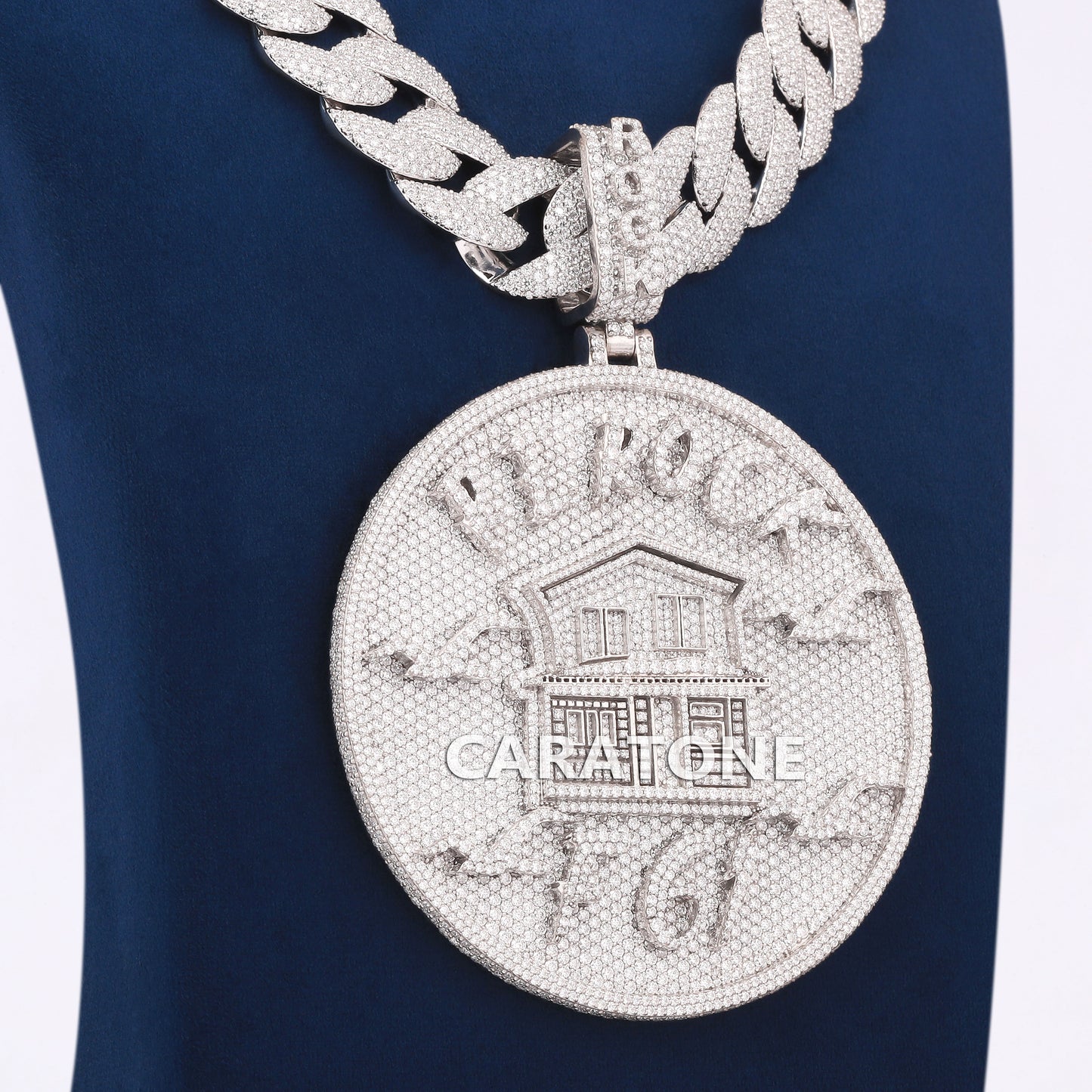 Round Face Custom Pendant With Chian In 925 Sterling Silver With Lab Diamond