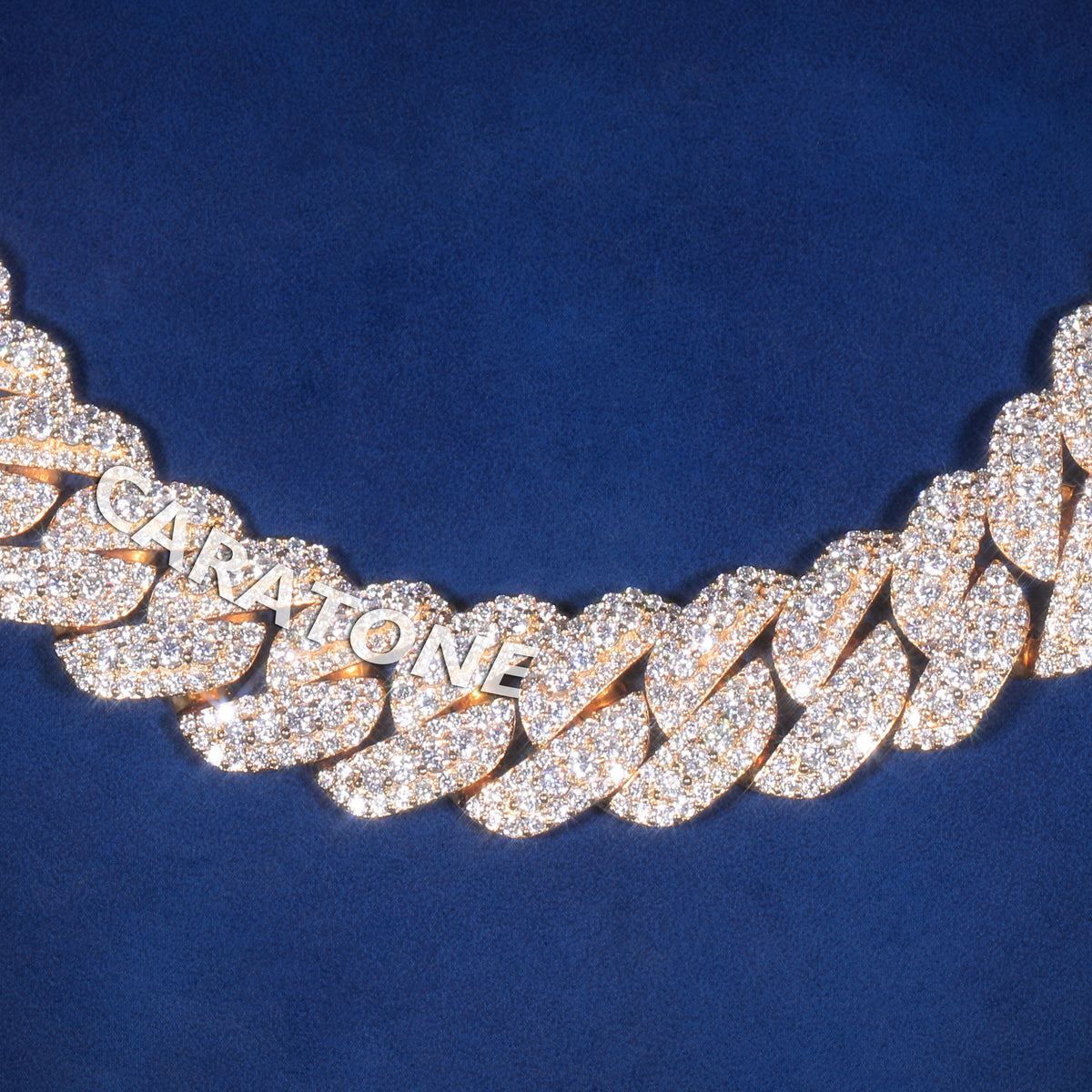 Luxury Yellow Gold Fully Iced Out Diamond Cuban Link Bracelet with Pavé Box Clasp
