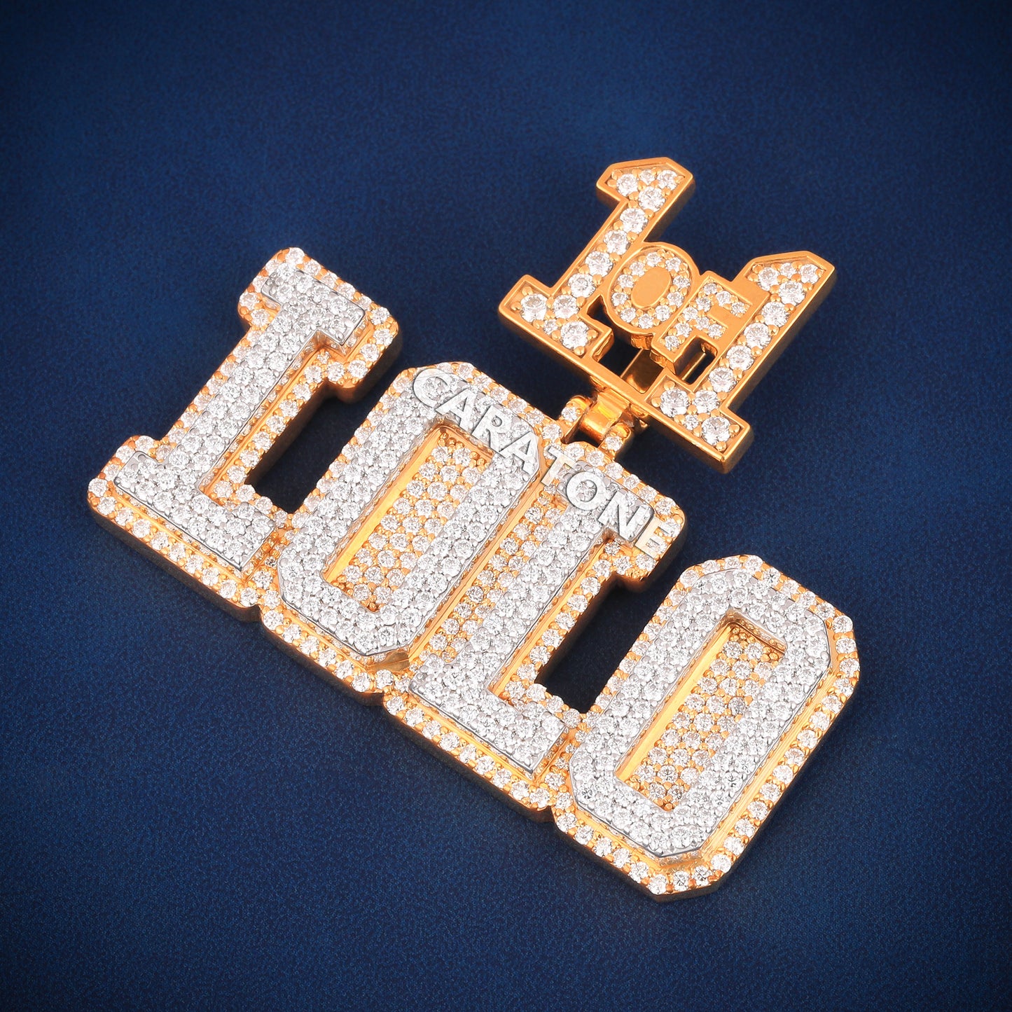 14KT yellow gold lab diamond pendant with vvs clarity