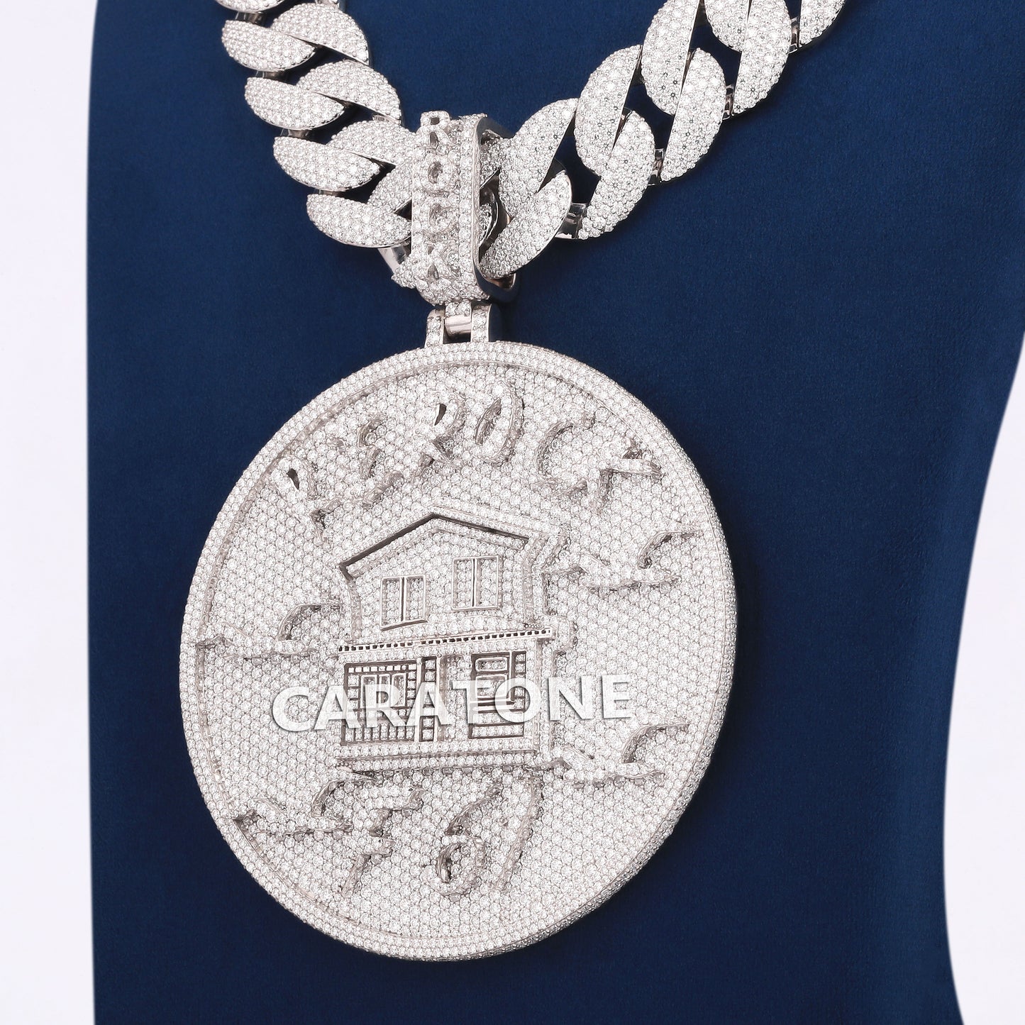 Round Face Custom Pendant With Chian In 925 Sterling Silver With Lab Diamond