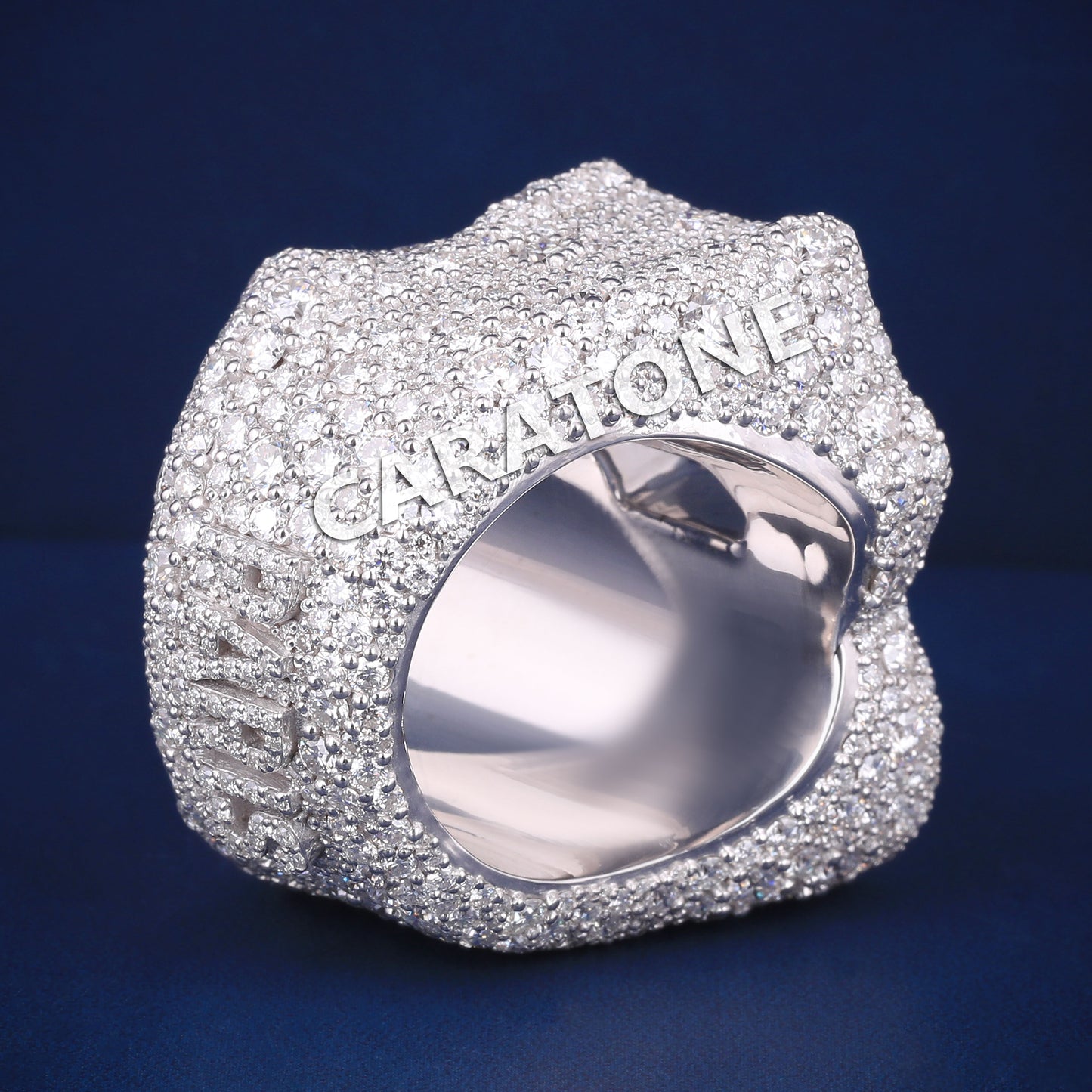 Customise hip hop p letter baguette and round diamond ring d vvs clarity