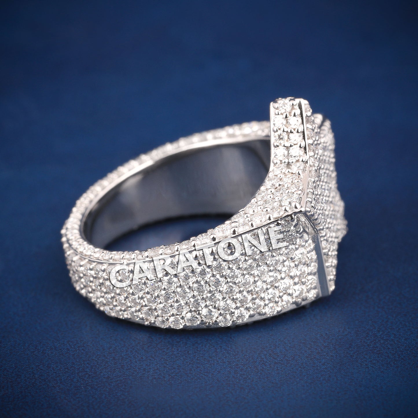 Full white hip hop star ring d vvs clarity diamonds