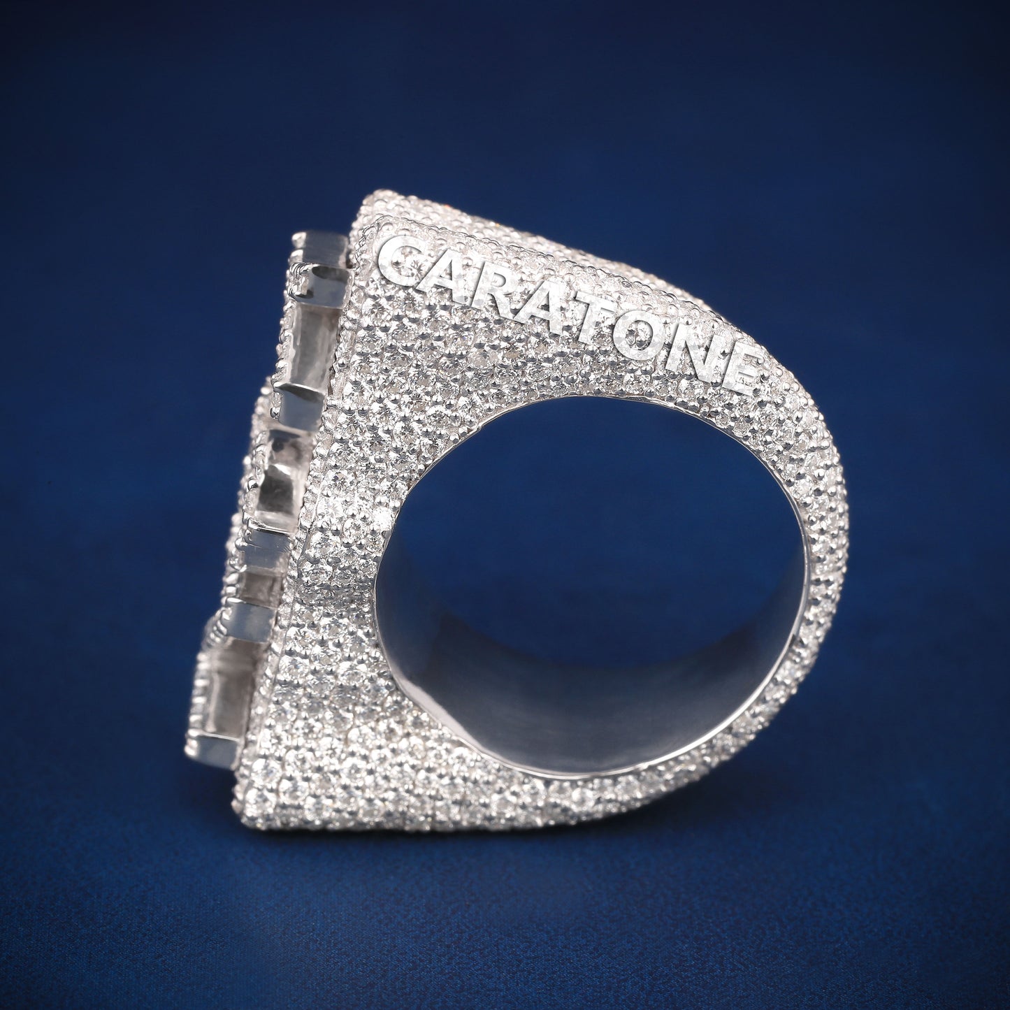 Initial letter hip hop diamond ring with d vvs clarity