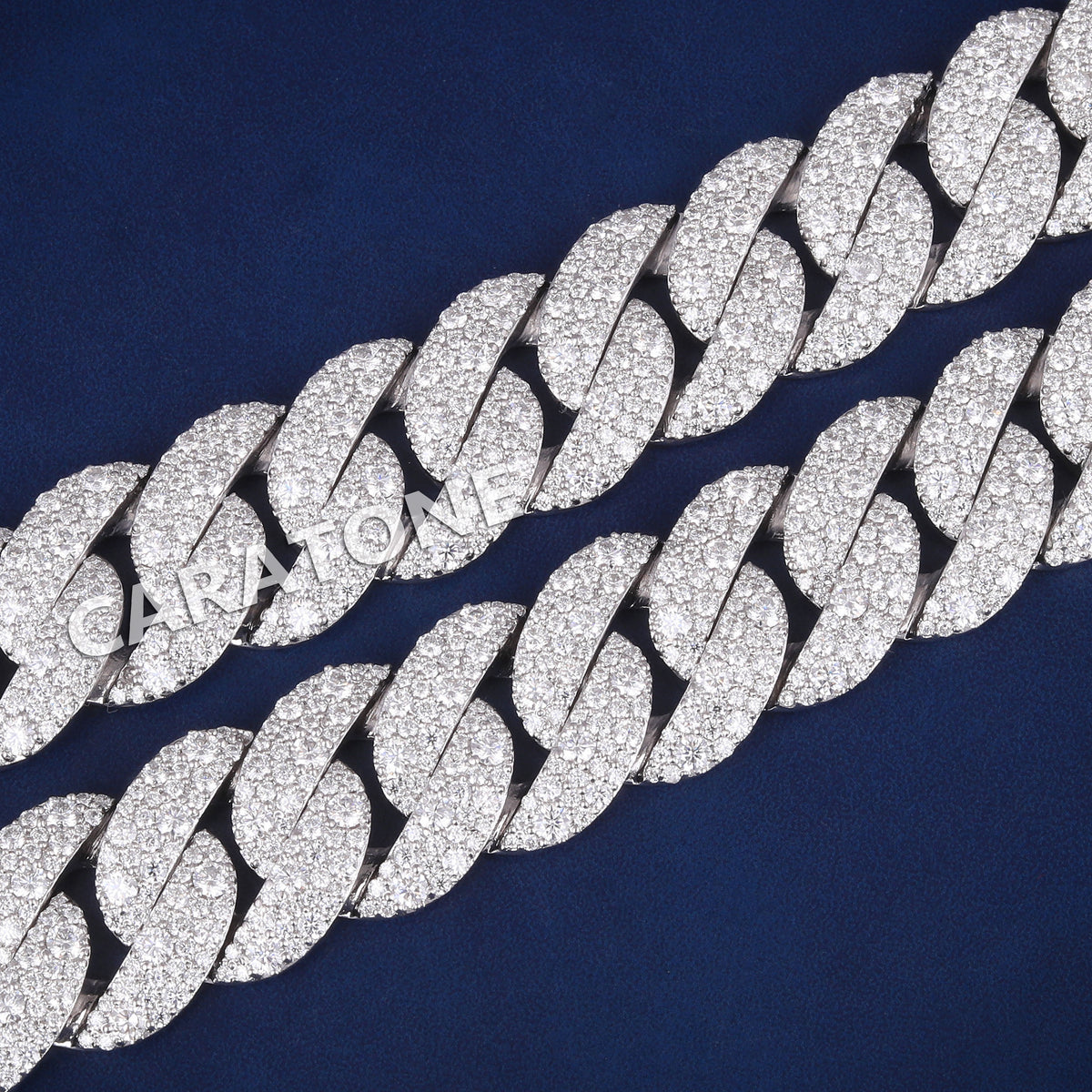 18 Inch 18 MM Custom Diamond-Style Miami Cuban Chain White Gold Finish High-Shine Luxury Look