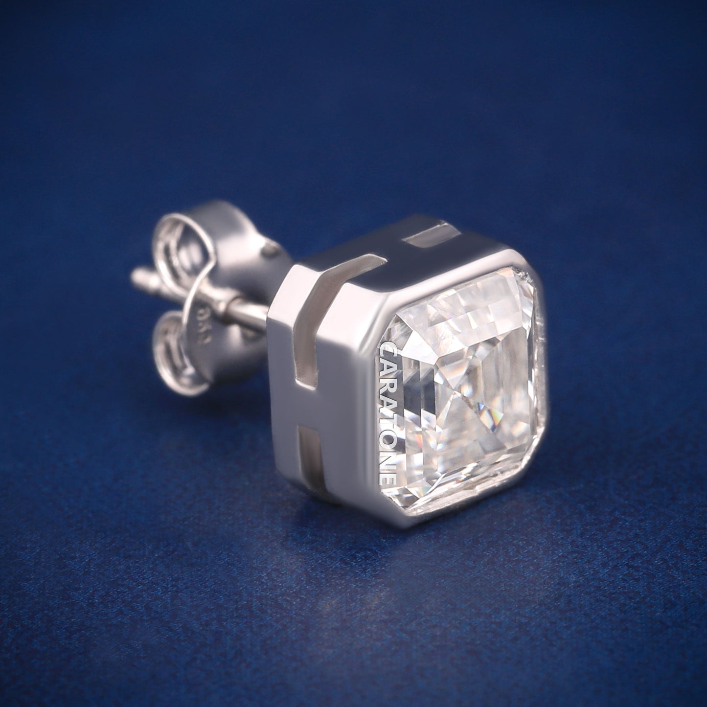 14KT Gold Lab-grown Diamond VVS Clarity Solitaire Stud Earrings