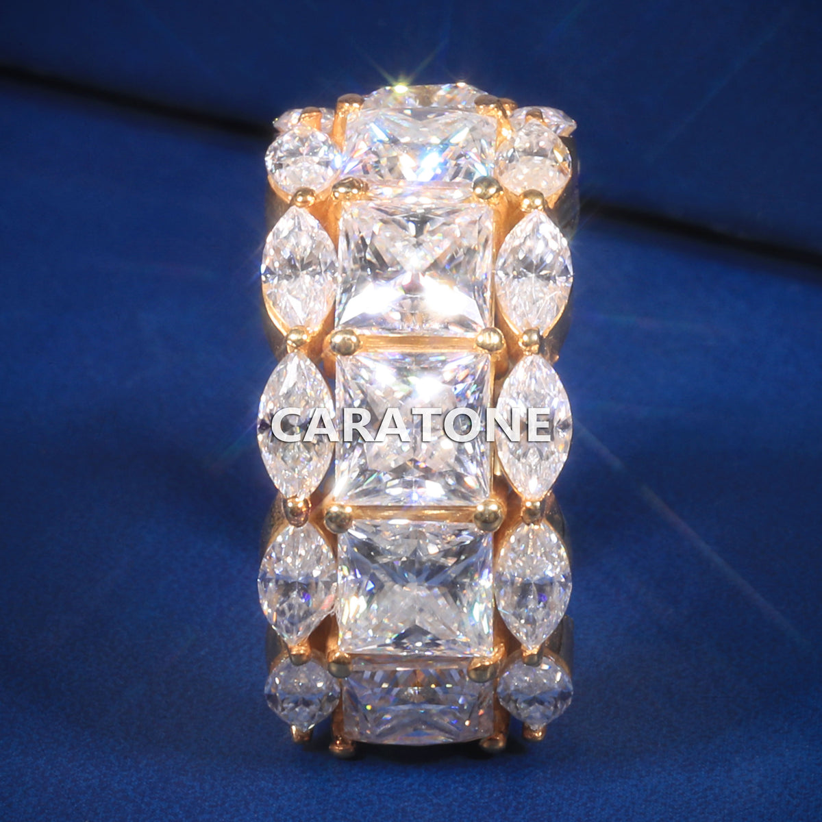 Premium Yellow Gold Statement Ring with Brilliant Diamond Setting