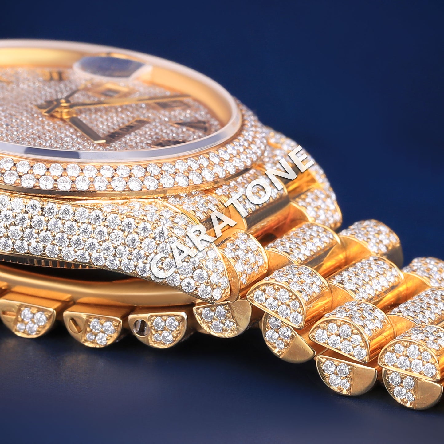 41mm Yellow Roman Dial Day Date Fully Iced Out Presidential Watch in Custom VVS Diamond Watch Richest Rapper Watches with Real Diamonds