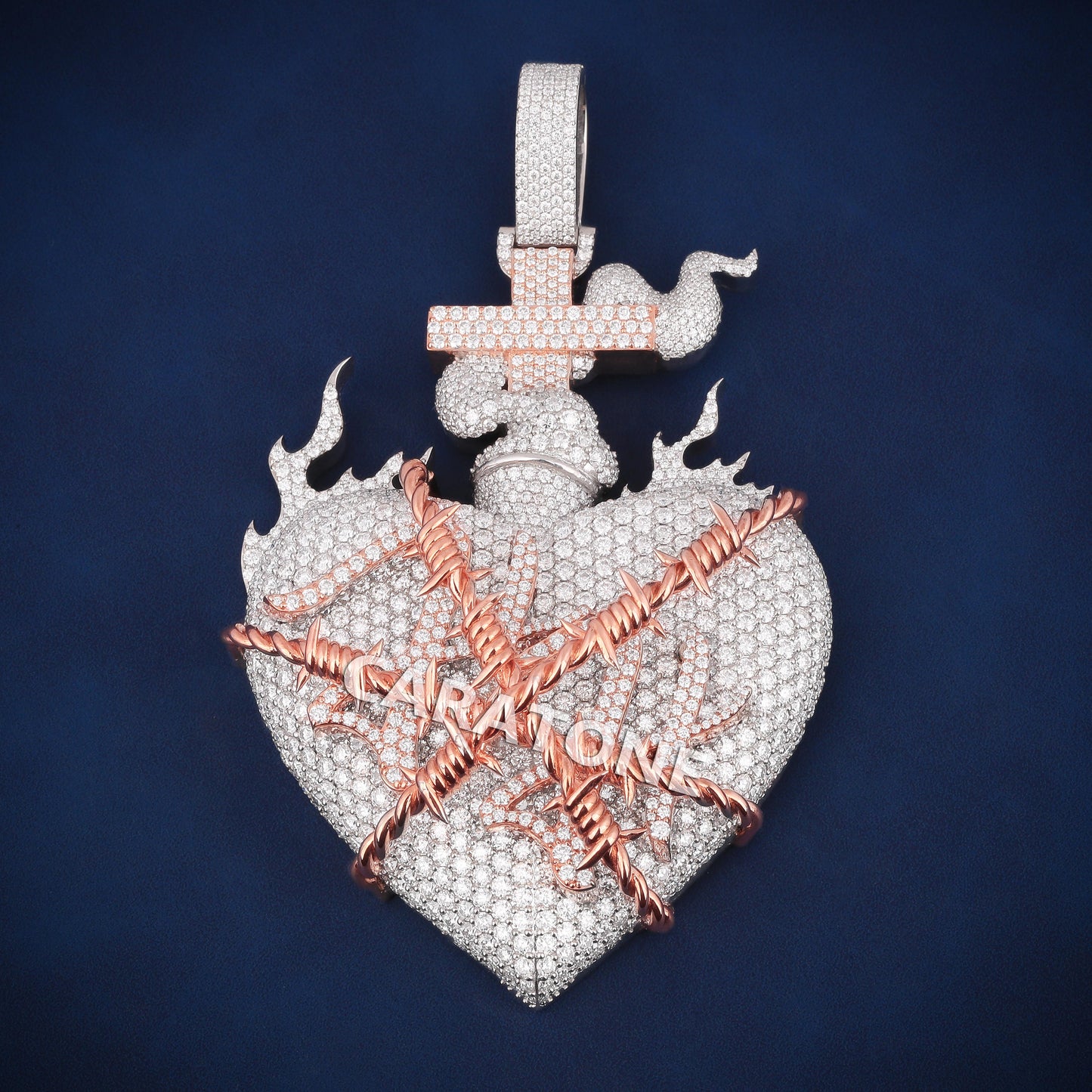 Round cut diamond heart shape custom diamond pendant in 14kt gold lab