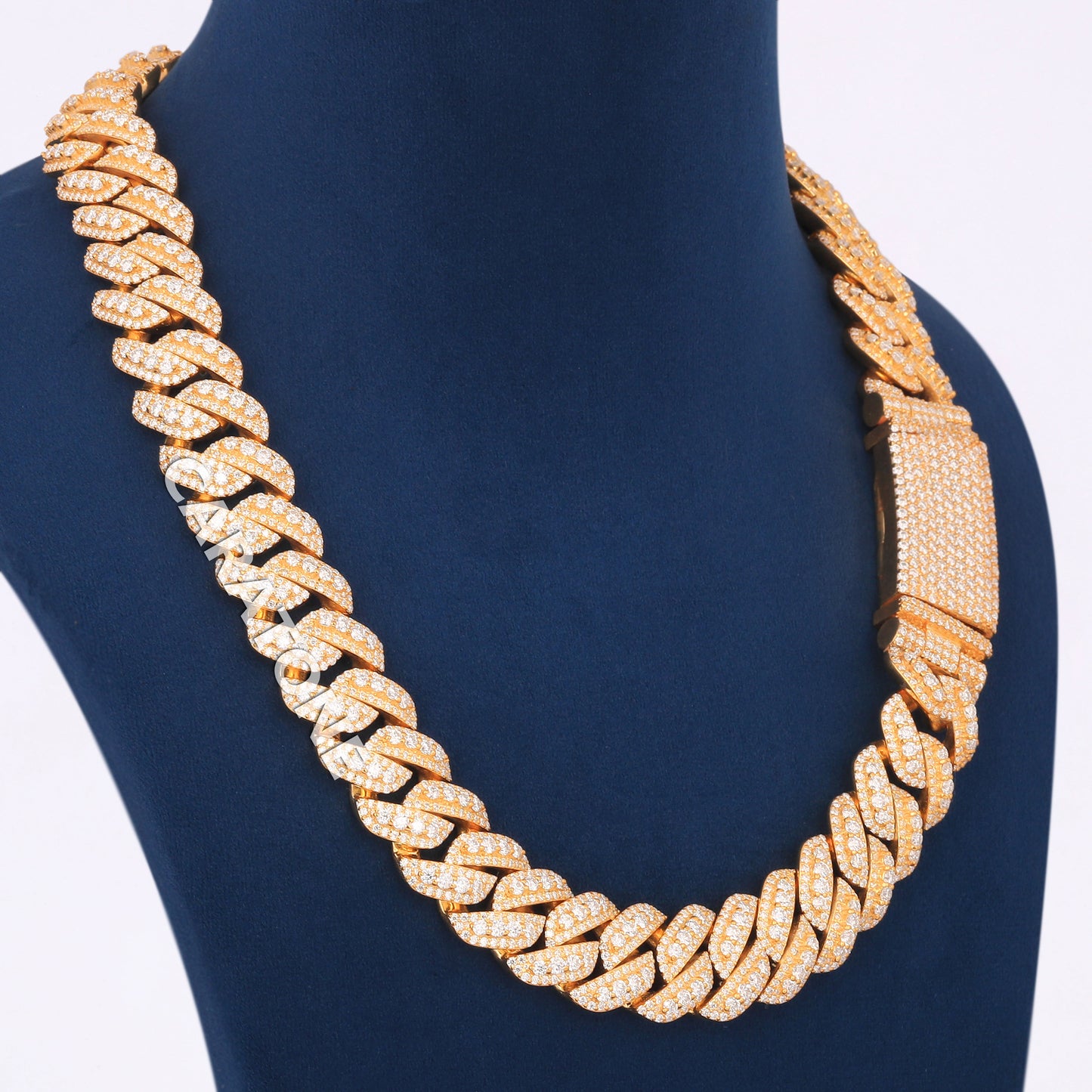 18K Gold Cuban Chain with Full VVS Iced Out Links & Luxury Clasp Lock