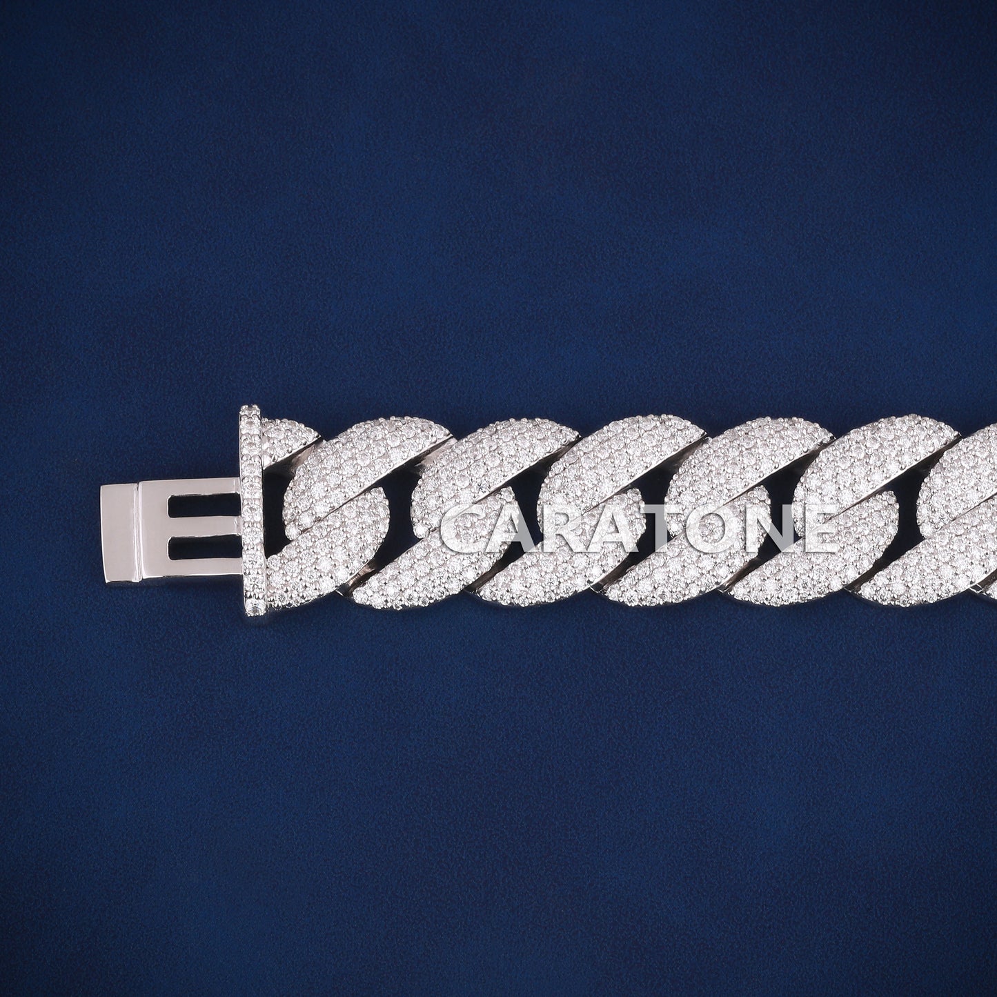 8.5 inch 18 mm fully white iced out cuban bracelet