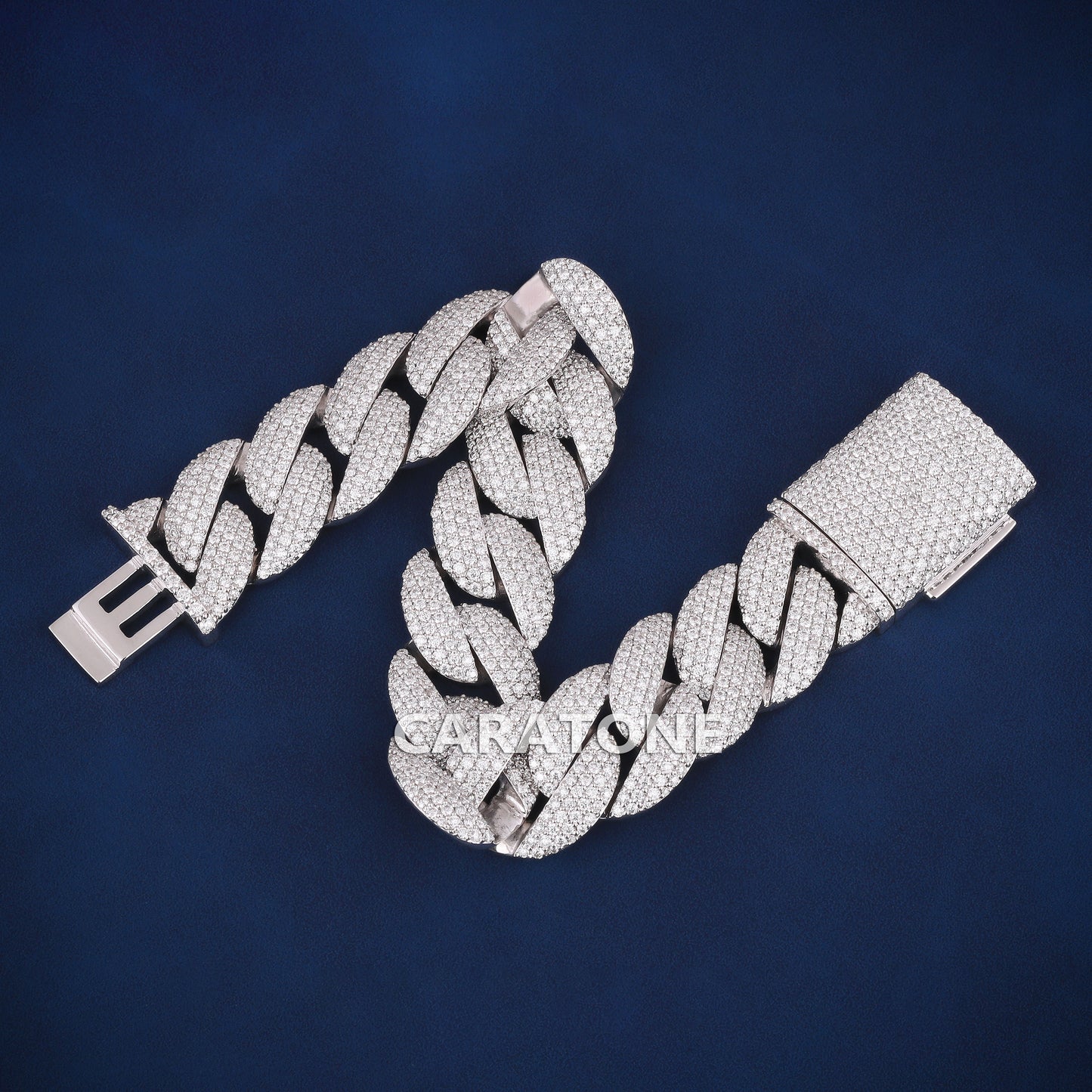 8.5 inch 18 mm fully white iced out cuban bracelet